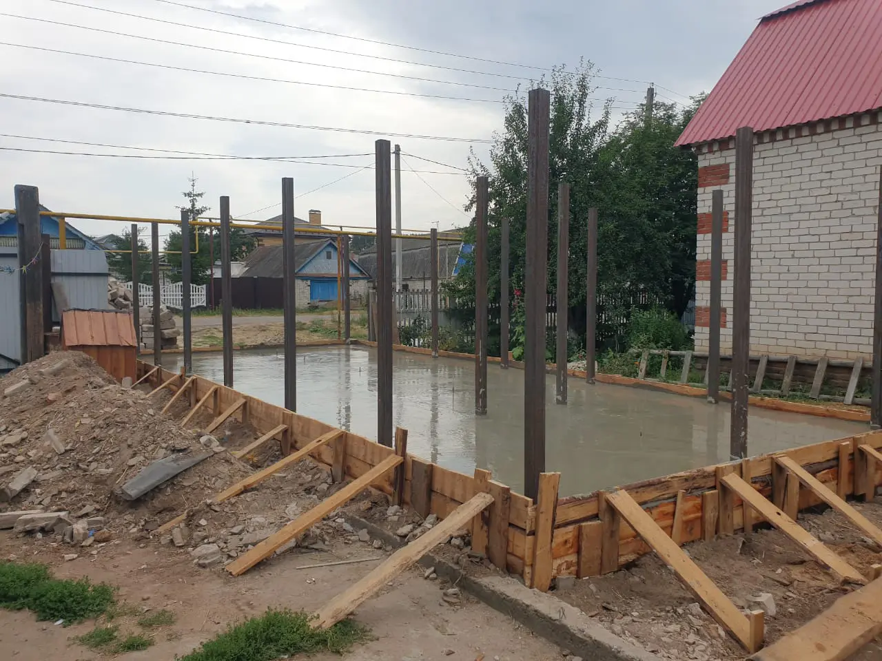 Заливка фундамента частного дома