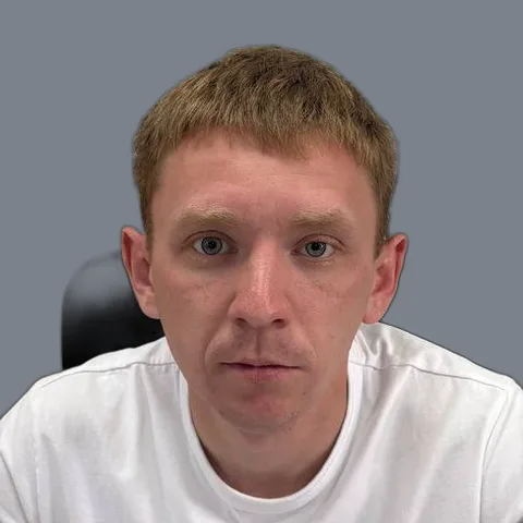 Букаев Ранис Рафисович — Менеджер по продажам